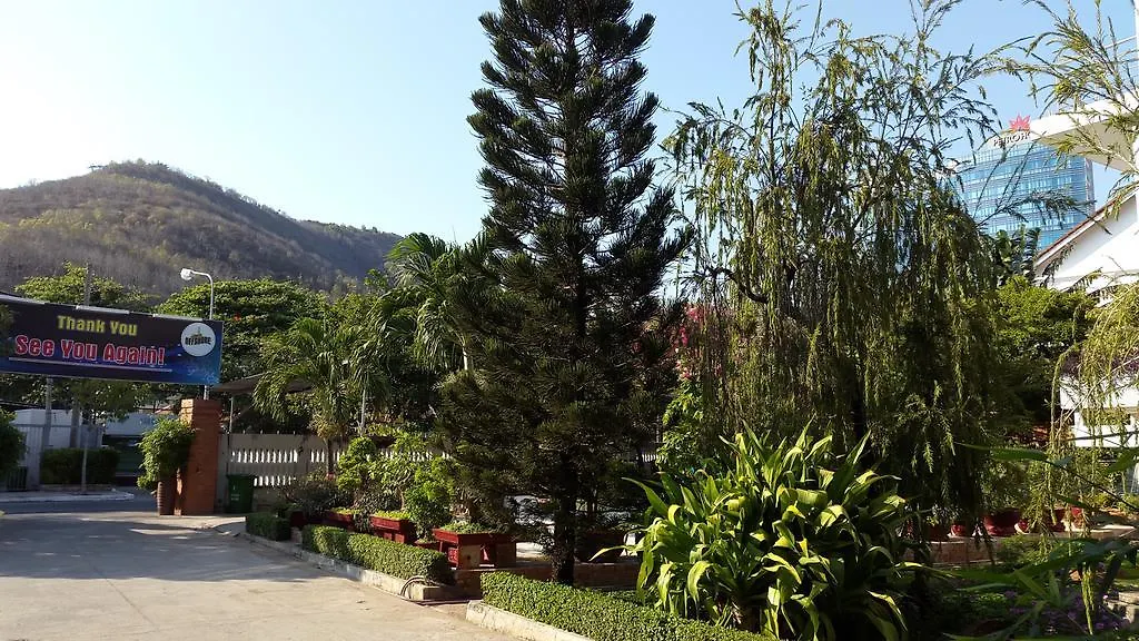 Offshore Hotel Vung Tau 2*,